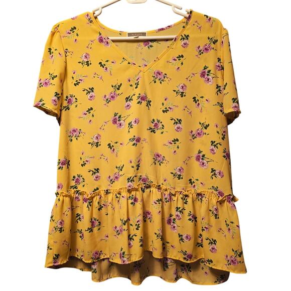 Pleione Tops - PLEIONE Floral peplum top size large